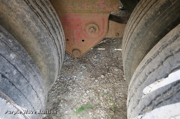 image for item DE3759 1991 Fruehauf PSD-NF2-48 drop deck trailer