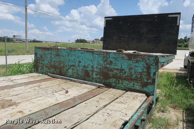 image for item DE3760 1991 Fontaine DFT-4-8048WSA drop deck trailer