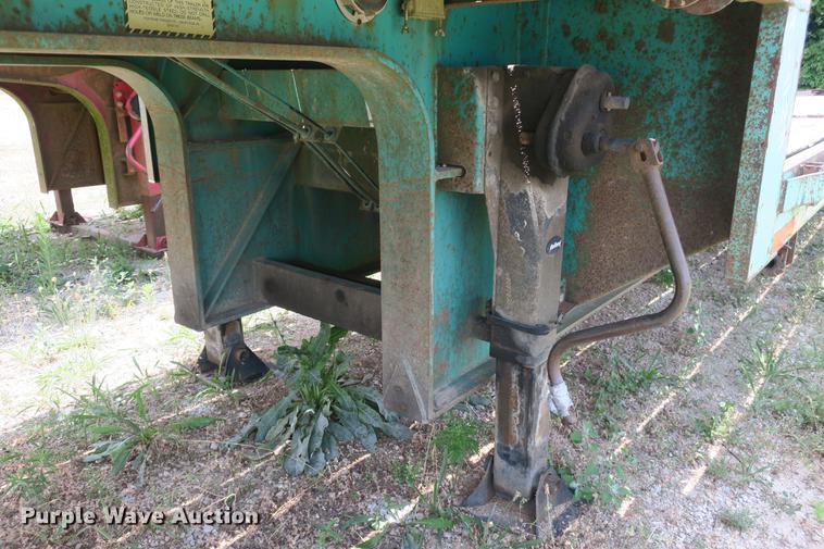 image for item DE3760 1991 Fontaine DFT-4-8048WSA drop deck trailer