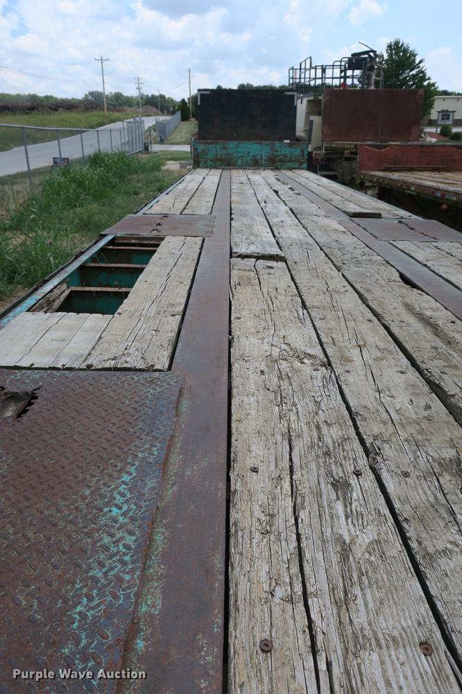 image for item DE3760 1991 Fontaine DFT-4-8048WSA drop deck trailer