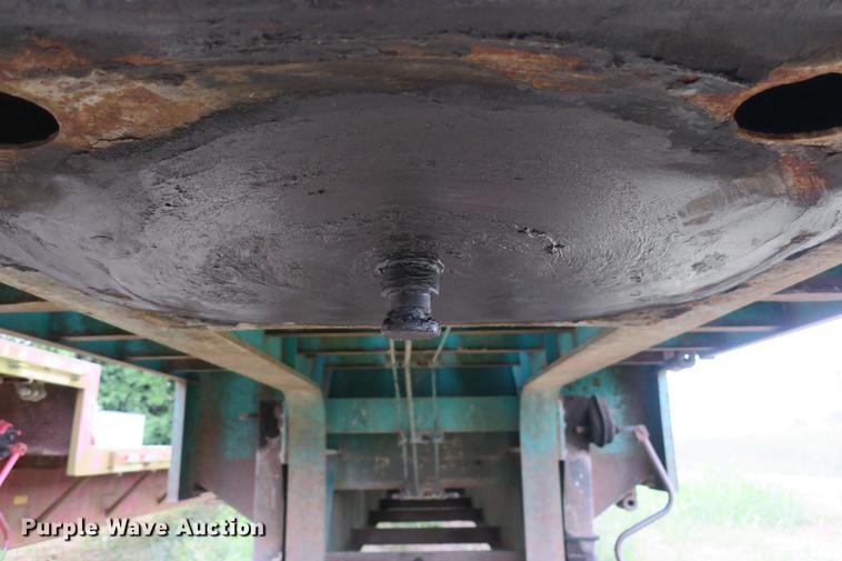 image for item DE3760 1991 Fontaine DFT-4-8048WSA drop deck trailer