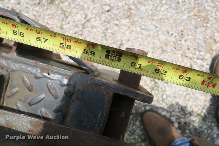 image for item DE3761 2008 Blue Diamond equipment trailer