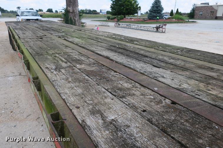 image for item DE3762 1979 Transport 35-PDL-S drop deck trailer