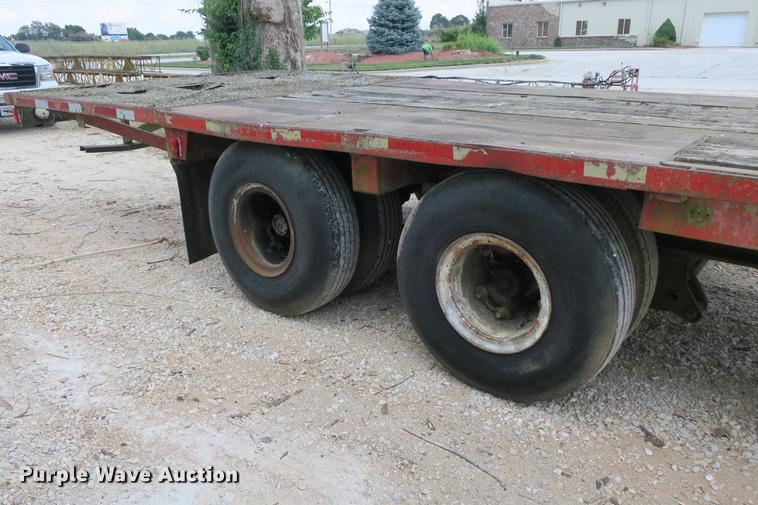 image for item DE3762 1979 Transport 35-PDL-S drop deck trailer