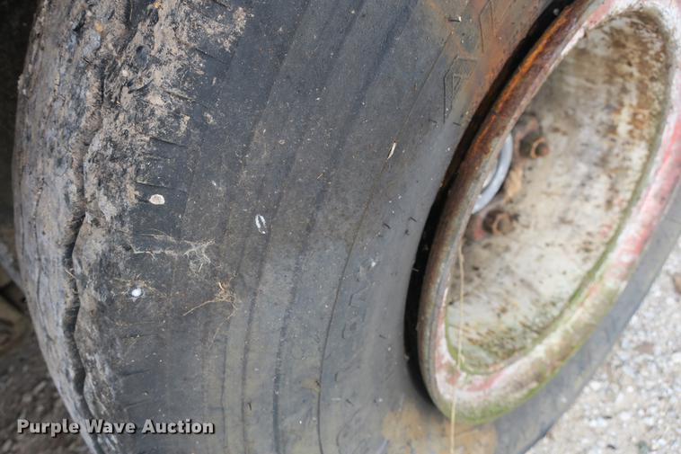 image for item DE3762 1979 Transport 35-PDL-S drop deck trailer