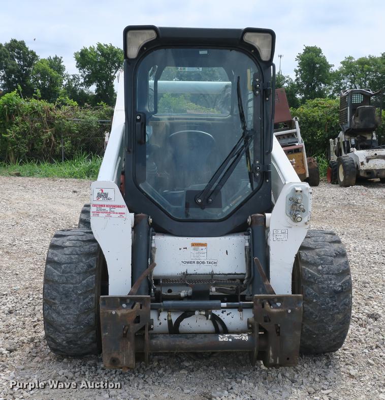 image for item DE3767 2011 Bobcat S750 skid steer