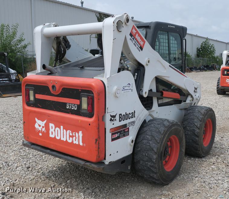 image for item DE3767 2011 Bobcat S750 skid steer
