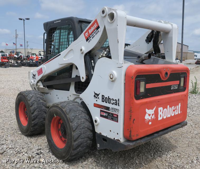 image for item DE3767 2011 Bobcat S750 skid steer