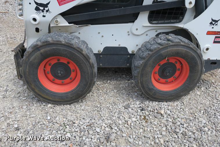 image for item DE3767 2011 Bobcat S750 skid steer