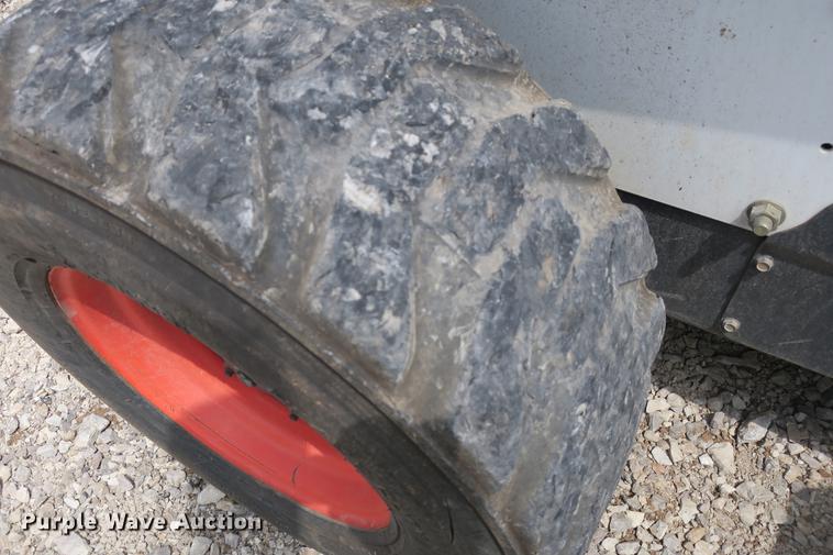 image for item DE3767 2011 Bobcat S750 skid steer