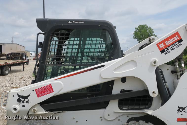 image for item DE3767 2011 Bobcat S750 skid steer