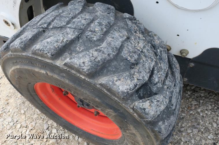 image for item DE3767 2011 Bobcat S750 skid steer