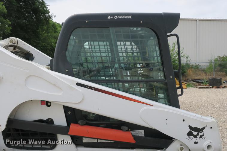 image for item DE3767 2011 Bobcat S750 skid steer