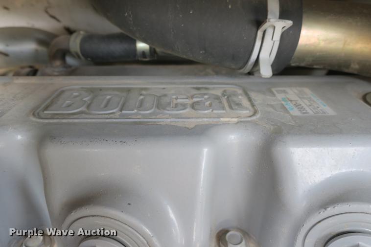 image for item DE3767 2011 Bobcat S750 skid steer