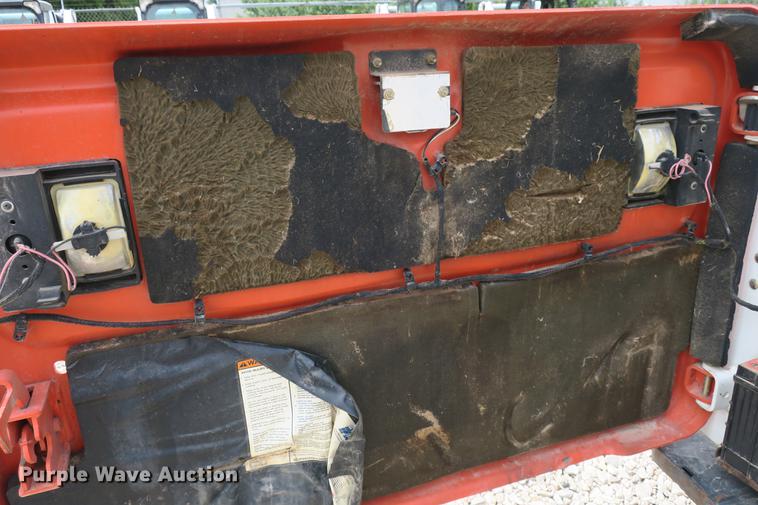 image for item DE3767 2011 Bobcat S750 skid steer