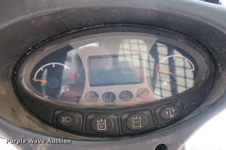 image for item DE3767 2011 Bobcat S750 skid steer