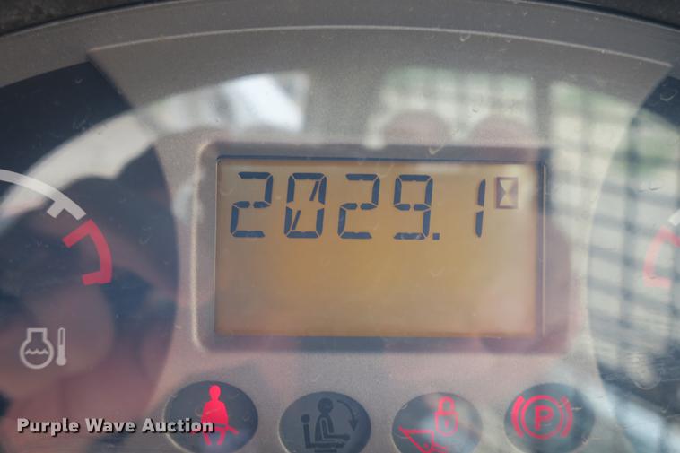 image for item DE3767 2011 Bobcat S750 skid steer