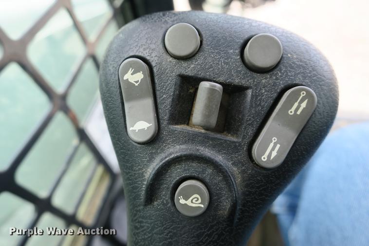 image for item DE3767 2011 Bobcat S750 skid steer