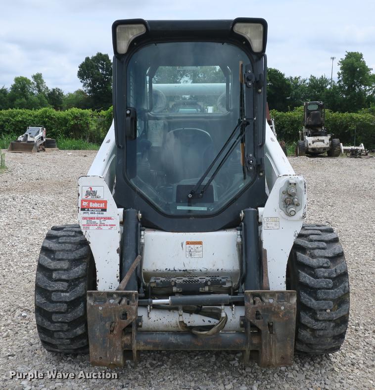 image for item DE3768 2012 Bobcat S770 skid steer