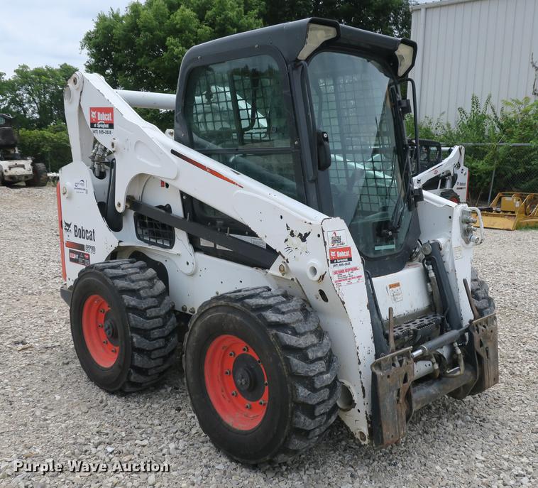 image for item DE3768 2012 Bobcat S770 skid steer