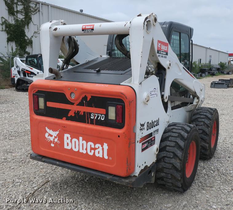 image for item DE3768 2012 Bobcat S770 skid steer