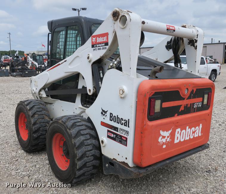 image for item DE3768 2012 Bobcat S770 skid steer