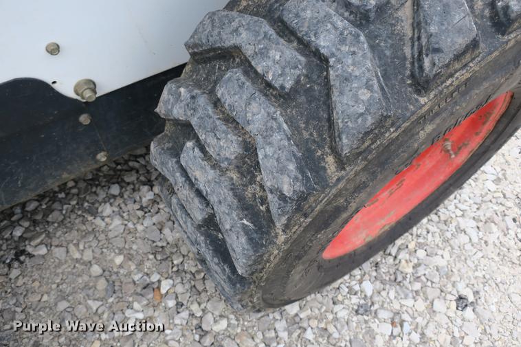 image for item DE3768 2012 Bobcat S770 skid steer