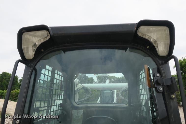 image for item DE3768 2012 Bobcat S770 skid steer