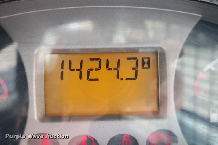 image for item DE3768 2012 Bobcat S770 skid steer