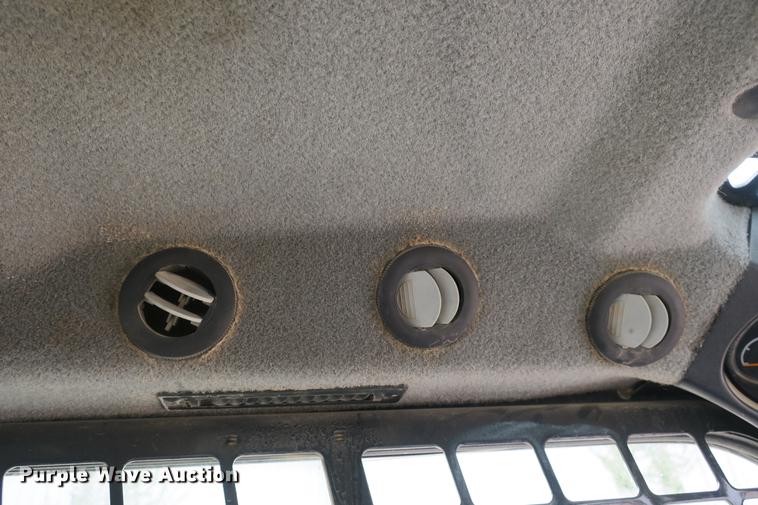 image for item DE3768 2012 Bobcat S770 skid steer