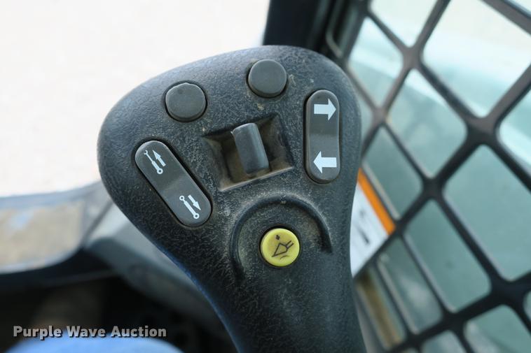 image for item DE3768 2012 Bobcat S770 skid steer