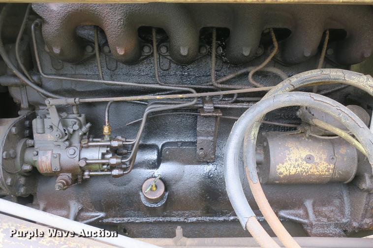 image for item DE3770 White 4-80-17 backhoe