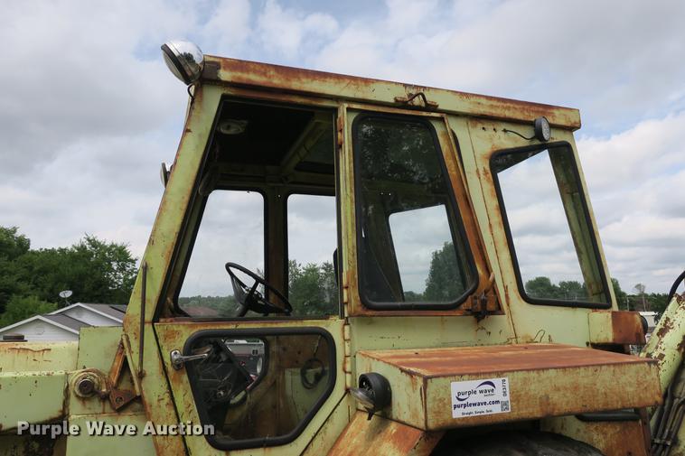 image for item DE3770 White 4-80-17 backhoe