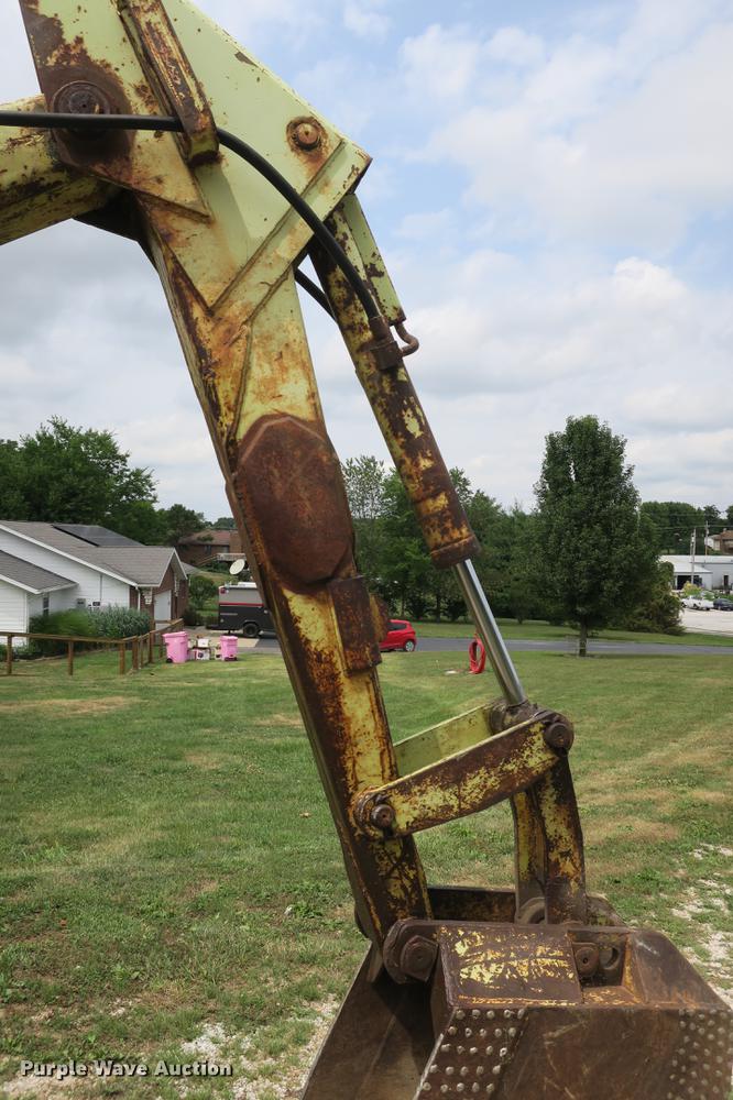 image for item DE3770 White 4-80-17 backhoe