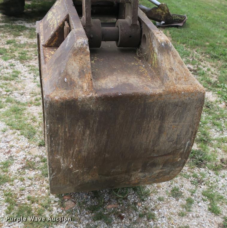 image for item DE3770 White 4-80-17 backhoe