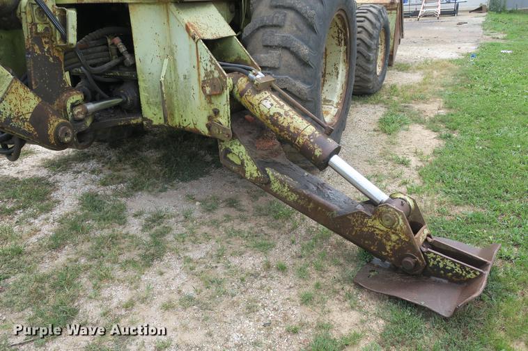 image for item DE3770 White 4-80-17 backhoe