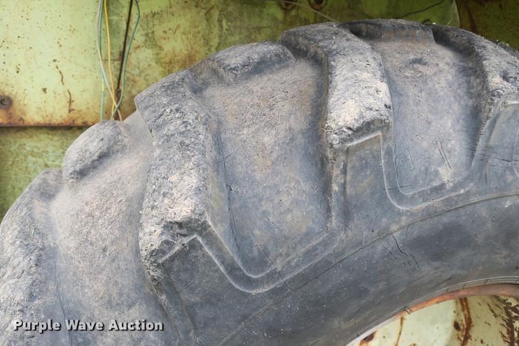 image for item DE3770 White 4-80-17 backhoe