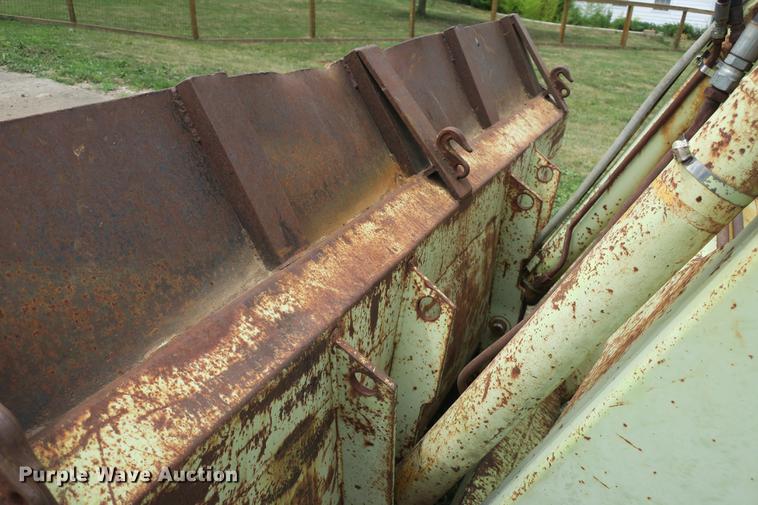 image for item DE3770 White 4-80-17 backhoe