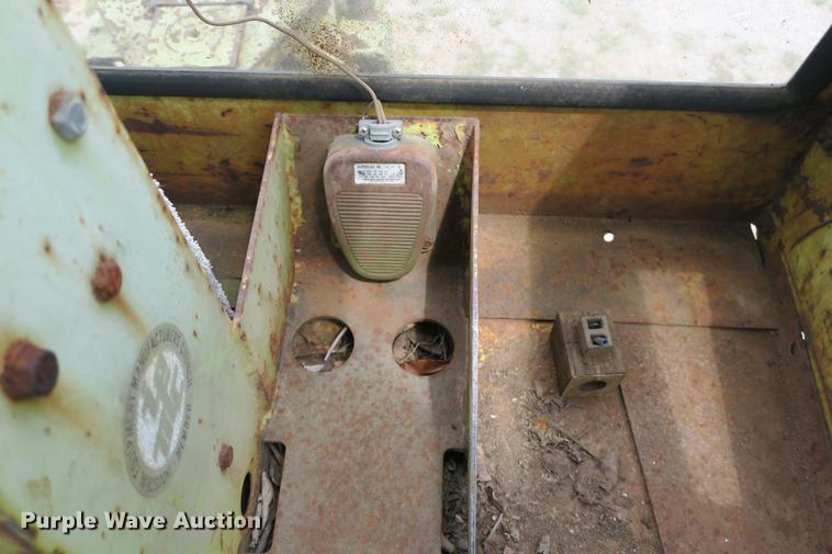 image for item DE3770 White 4-80-17 backhoe