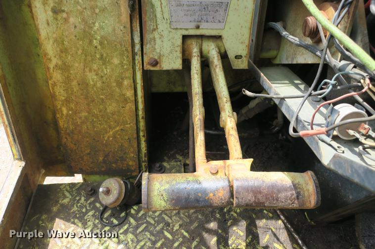 image for item DE3770 White 4-80-17 backhoe