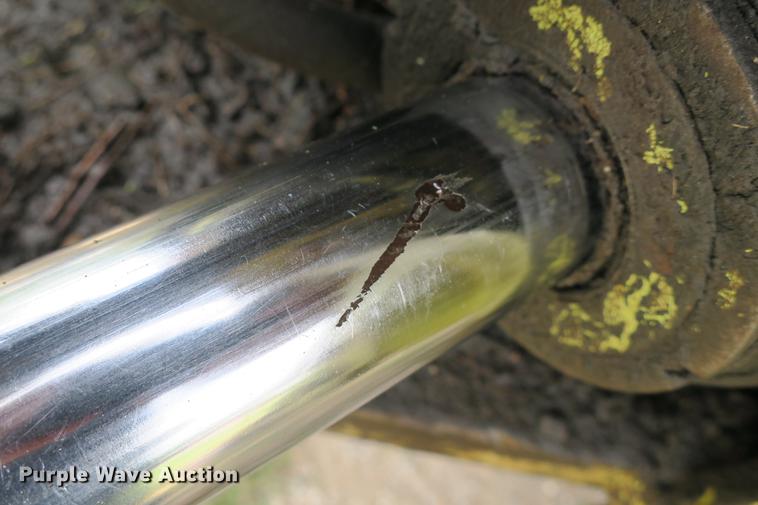 image for item DE3770 White 4-80-17 backhoe