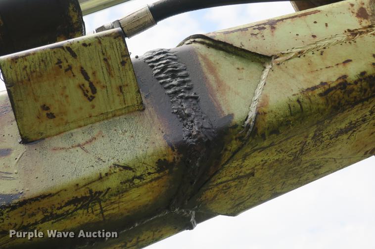 image for item DE3770 White 4-80-17 backhoe