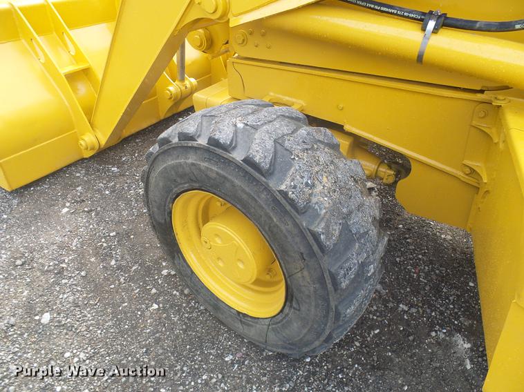 image for item DE5083 2004 John Deere 310G backhoe