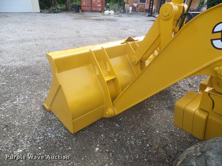 image for item DE5083 2004 John Deere 310G backhoe