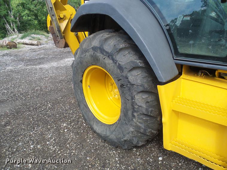 image for item DE5083 2004 John Deere 310G backhoe