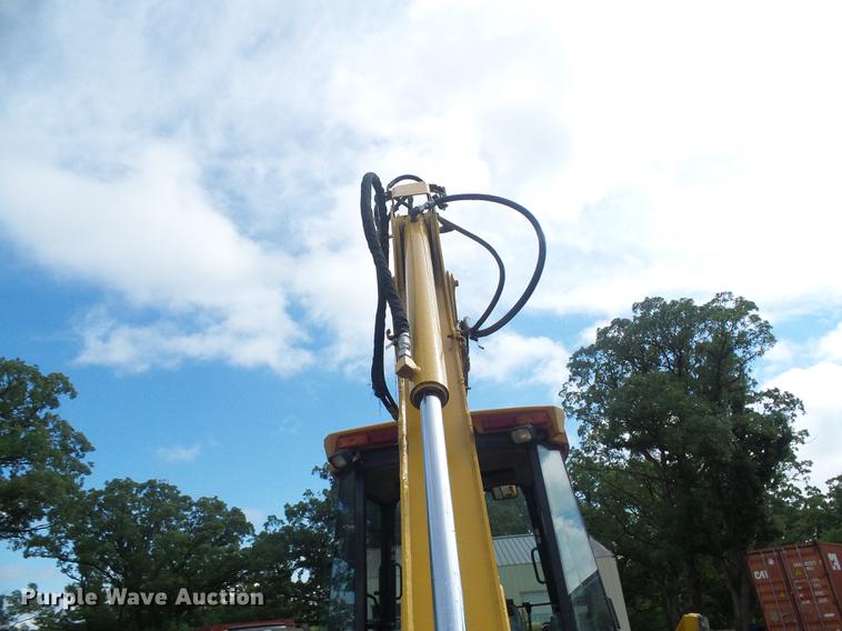 image for item DE5083 2004 John Deere 310G backhoe