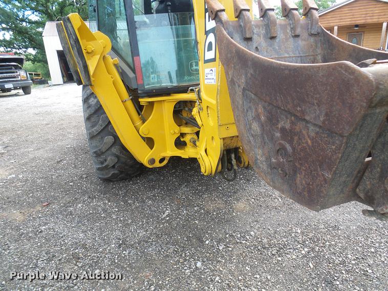 image for item DE5083 2004 John Deere 310G backhoe