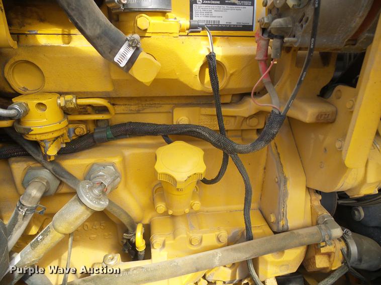 image for item DE5083 2004 John Deere 310G backhoe