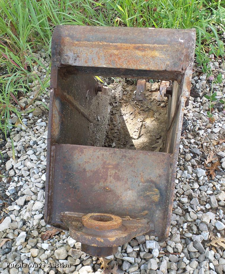 image for item DE5083 2004 John Deere 310G backhoe