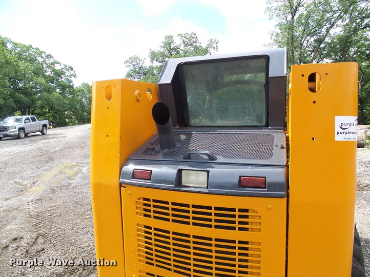 image for item DE5084 2003 Case 60XT skid steer